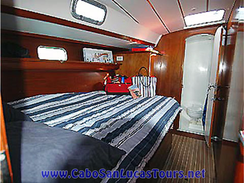 Private sailboat - Air Conditioned Interiors