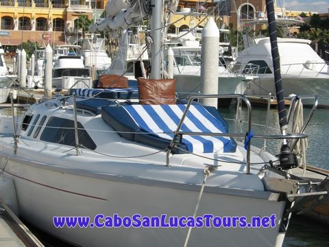 30-feet Sailing Catamaran Cabo